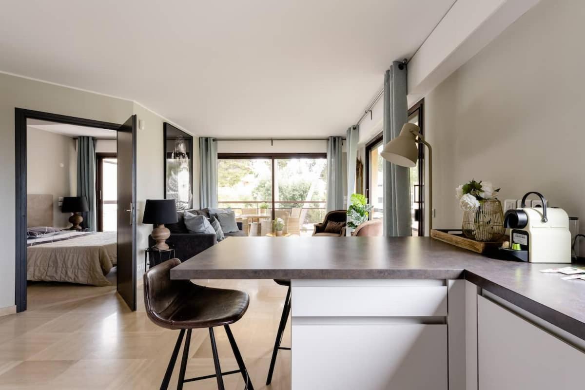 Mi Casa Tu Casa - PG Apartment Cannes Bagian luar foto