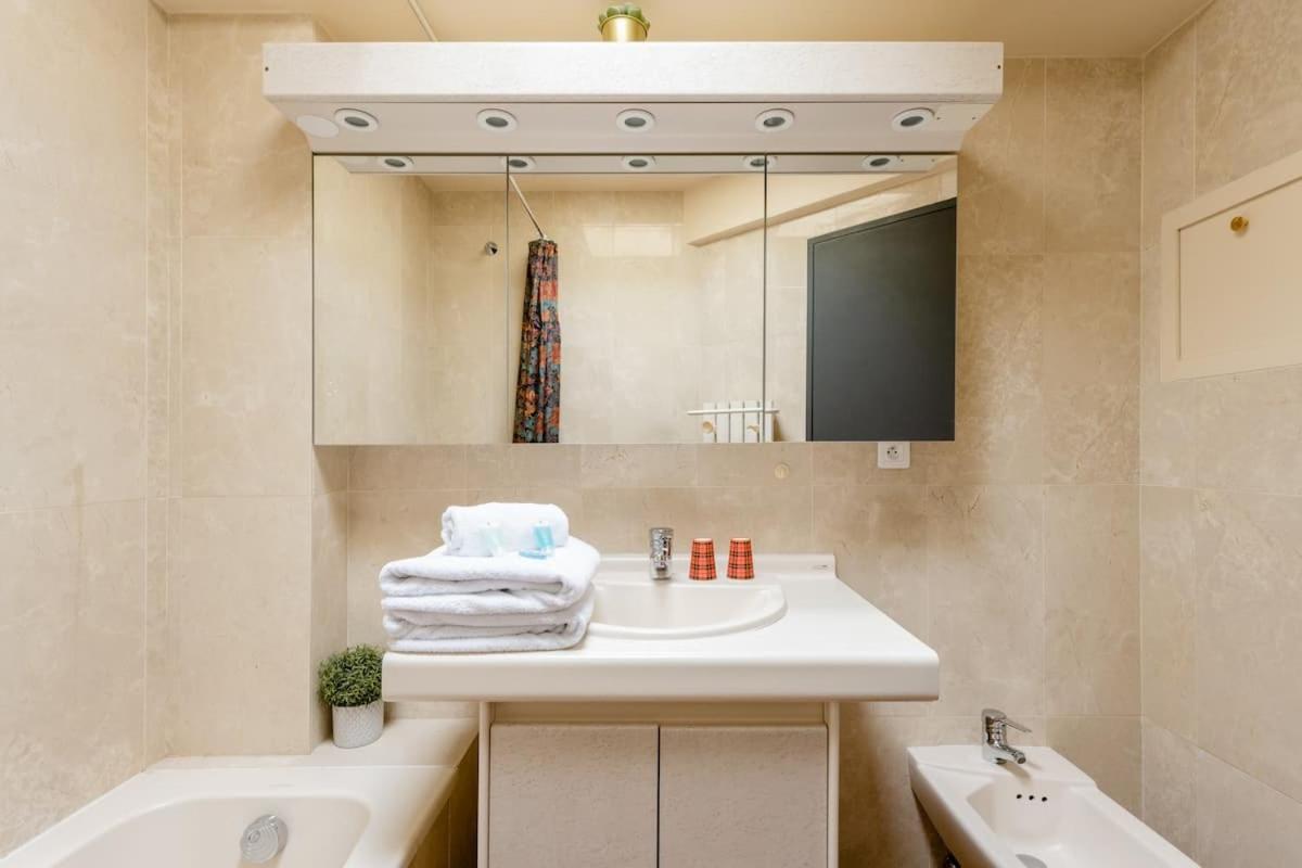 Mi Casa Tu Casa - PG Apartment Cannes Bagian luar foto